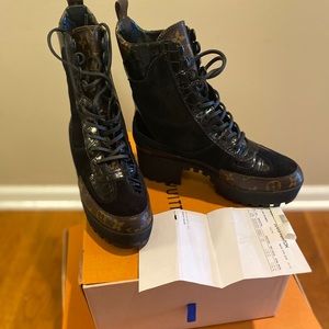 Louis Vuitton Monogram Laureate Dessert Boots